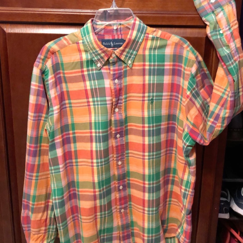 Men’s Long Sleeve “Polo” shirt sz L